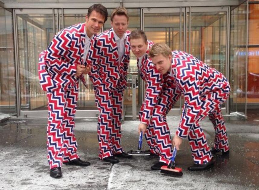 les tenues les plus kitch pour les jo de sotchi L'équipe de curling de Norvège 