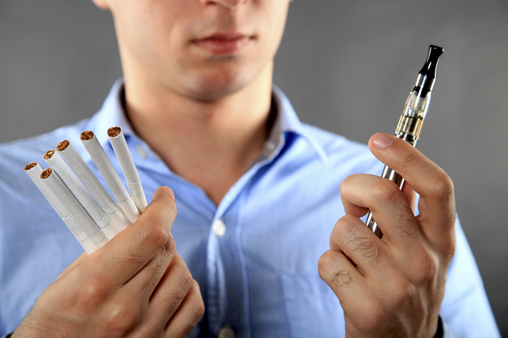 La-cigarette-electronique-plus-efficace-que-le-patch-pour-arreter-de-fumer