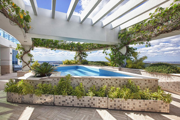 pharrell williams penthouse appartement miami floride vente piscine sur le toit