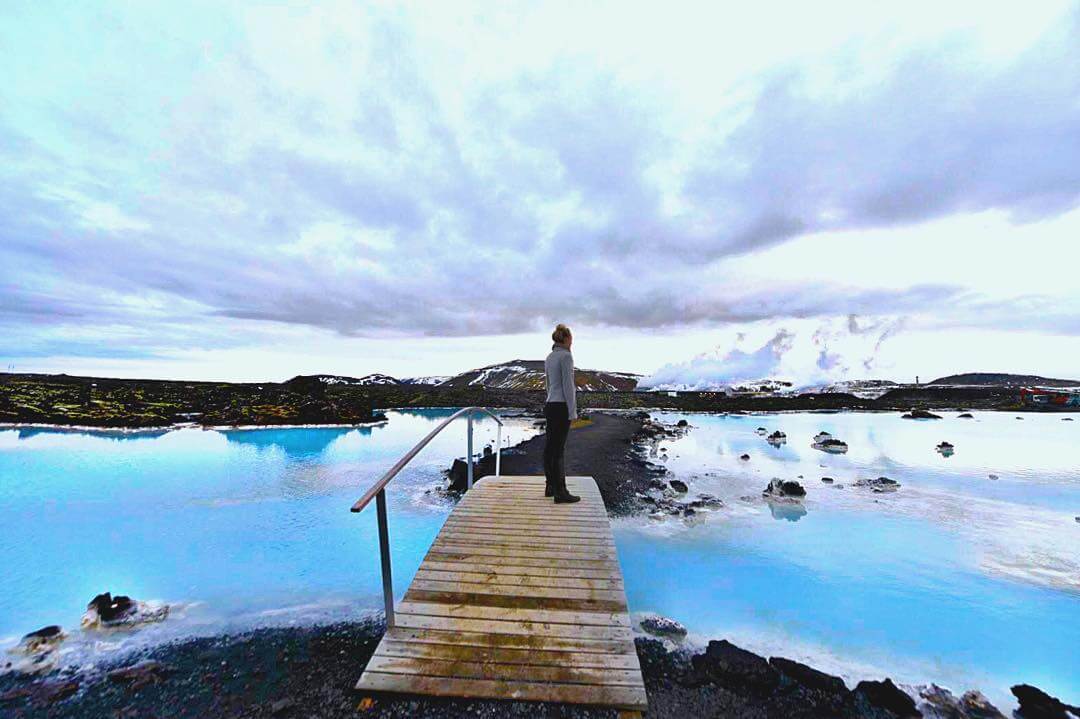 a-27-ans-elle-est-la-seule-femme-a-avoir-visite-tous-es-pays-du-monde-islande