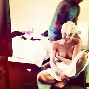 Miley Cyrus topless Instagram